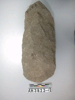 藏品(大型舌刃打製石斧)的圖片